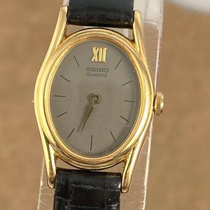 Vintage Seiko Quartz Watch Gold Case Gray Face Roman Numeral